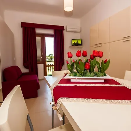 Via Del Mare Lägenhet